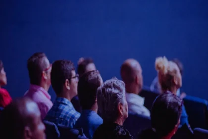 भारत में कांग्रेस विरोध और अदानी परियोजना: एक गहन विश्लेषण