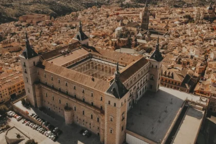 बेरोजगार युवाओं के लिए ₹1,000 मासिक भत्ते की घोषणा: जानें सभी महत्वपूर्ण बातें