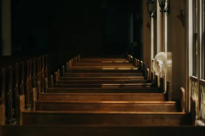 हर्वर्ड प्रोफेसर और पेललेट गन घटना: क्या हुआ और इसका प्रभाव?