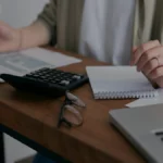 Saif Ali Khan smiling in a candid photo, representing his successful balance between personal life and Bollywood career, with Hindi text overlay for AajKyaHai.com readers