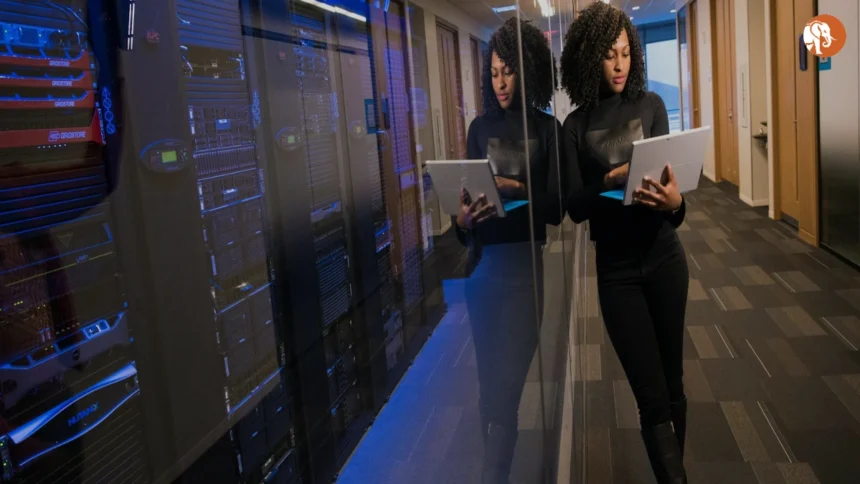 Airtel Business और Indian Railways के बीच हुई डिजिटल नेटवर्क डील की तस्वीर, जो भारतीय रेलवे के डिजिटल ट्रांसफॉर्मेशन को दर्शाती है | Image of Airtel Business and Indian Railways digital network deal showcasing railway digital transformation