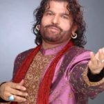Hans Raj Hans की तस्वीर, जो अपने संगीत करियर के शुरुआती दिनों से लेकर सुपरस्टार बनने तक के सफर को दर्शाती है। Photo of Hans Raj Hans showcasing his journey from humble beginnings to becoming a music superstar.