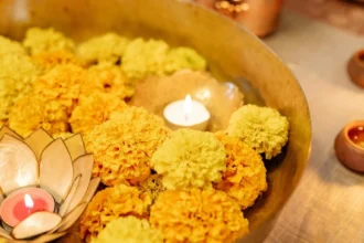 Pradosh Vrat Krishna Paksha 18 Oct 2025 rituals, timings, significance, and benefits in Hindi and English on AajKyaHai.com