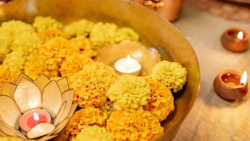 Pradosh Vrat Krishna Paksha 18 Oct 2025 rituals, timings, significance, and benefits in Hindi and English on AajKyaHai.com