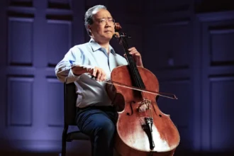 Yo-Yo Ma cellist playing instrument, biography story in Hindi and English, inspiring musical journey for AajKyaHai.com readers