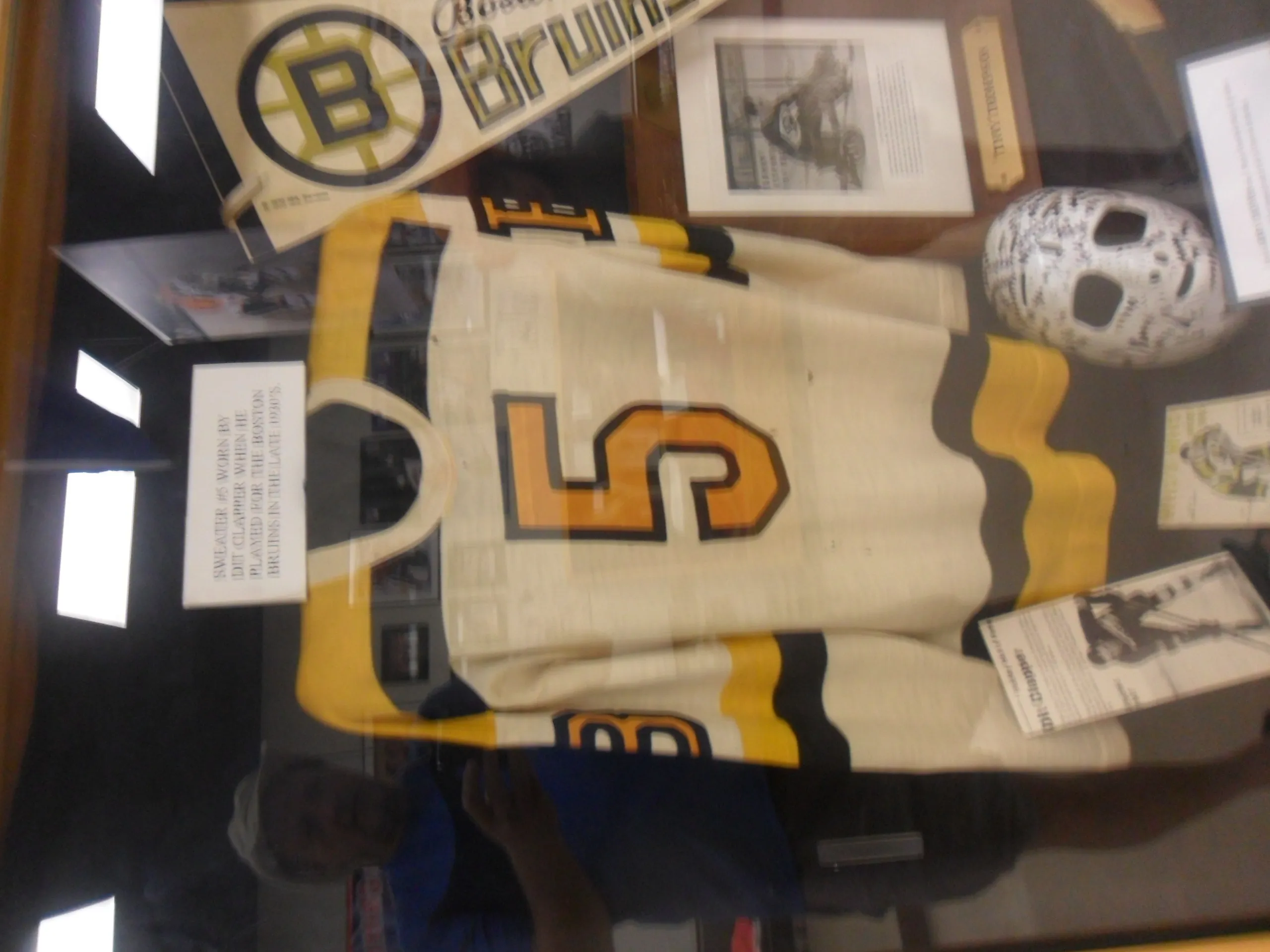 On this day in Hockey - 9 Feb | हॉकी इतिहास में आज | Hockey History Today 5 Dit Clapper